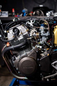 وسایل و تجهیزات کامل برای تبدیل موتور انژکتور به کاربراتور